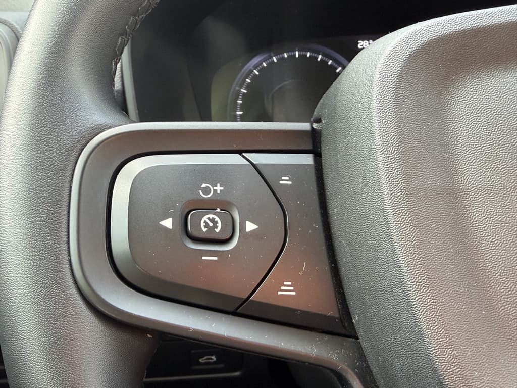 Volvo XC40 BWJ 2022 | 1.5 130PK T2 Momentum Core — foto 7 van 25