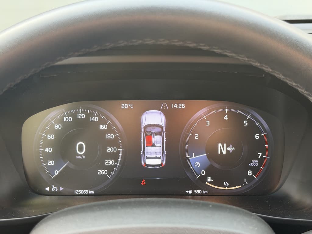 Volvo XC40 BWJ 2022 | 1.5 130PK T2 Momentum Core — foto 8 van 25