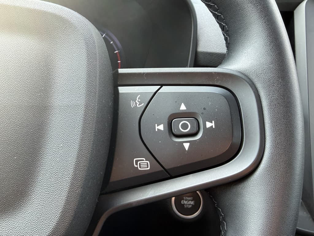 Volvo XC40 BWJ 2022 | 1.5 130PK T2 Momentum Core — foto 9 van 25