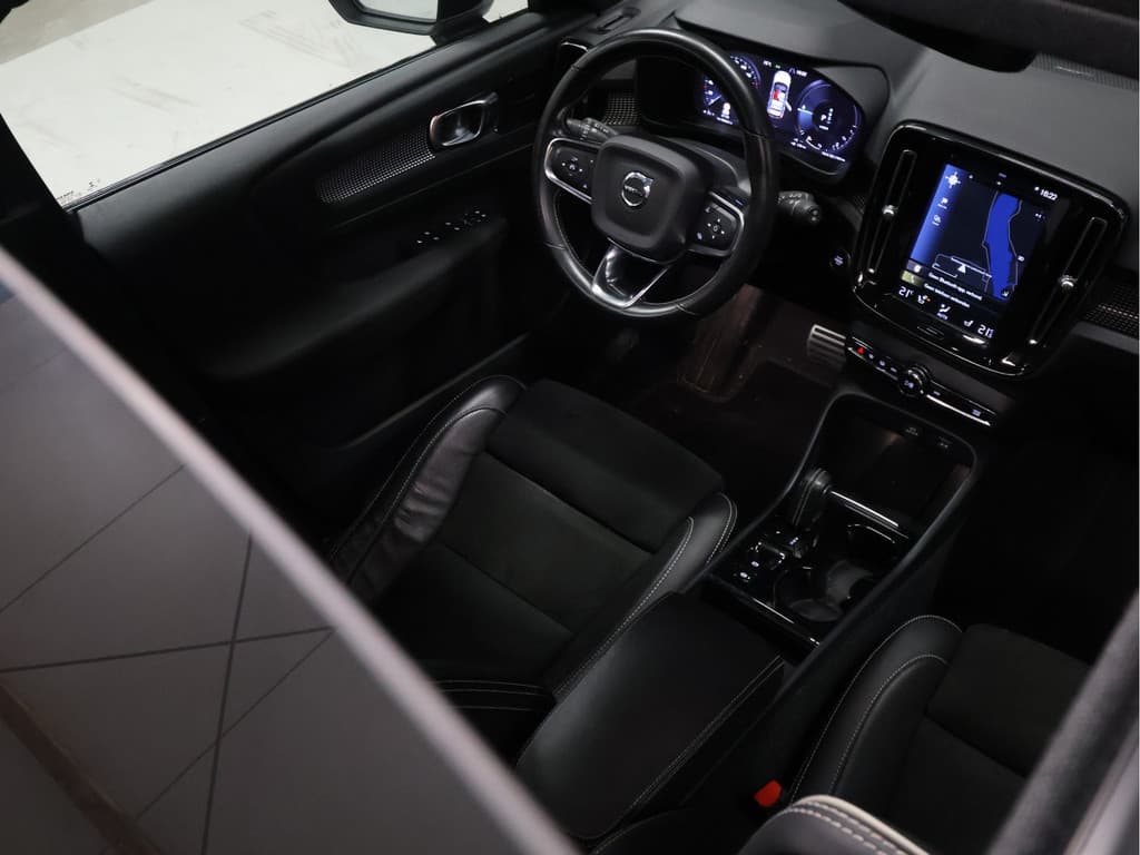Volvo XC40 1.5 T5 Recharge Inscription — foto 6 van 25