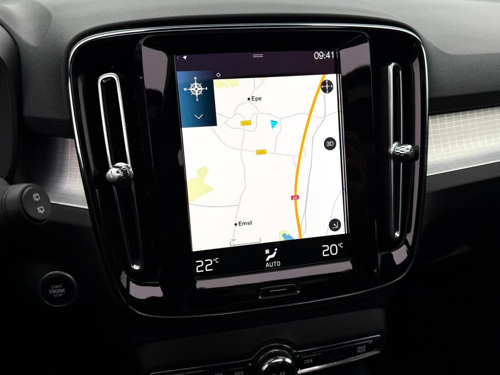 Volvo XC40 1.5 T4 Recharge | Pano | Camera | Trekhaak | Carplay | Elektrische achterklep | DAB+ — foto 14 van 20