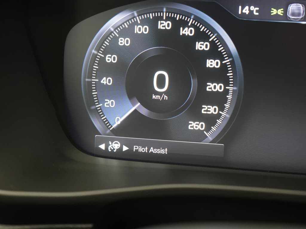 Volvo XC40 T5 Ultimate Dark PHEV 262pk Dealer O.H — foto 13 van 25