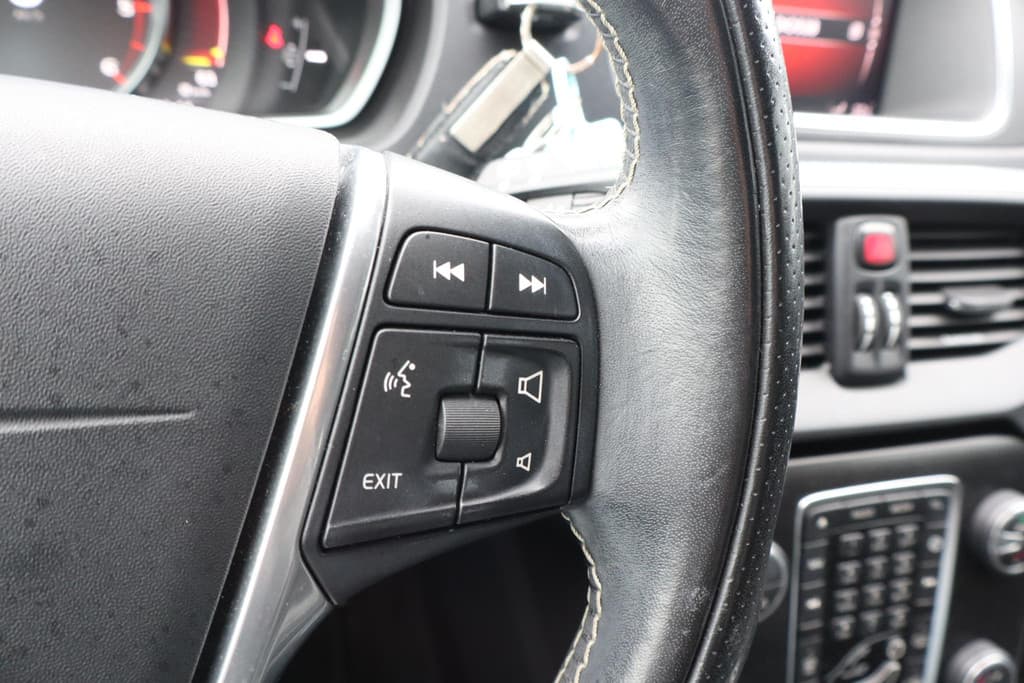 Volvo V40 2.0 D3 Business Sport — foto 18 van 25