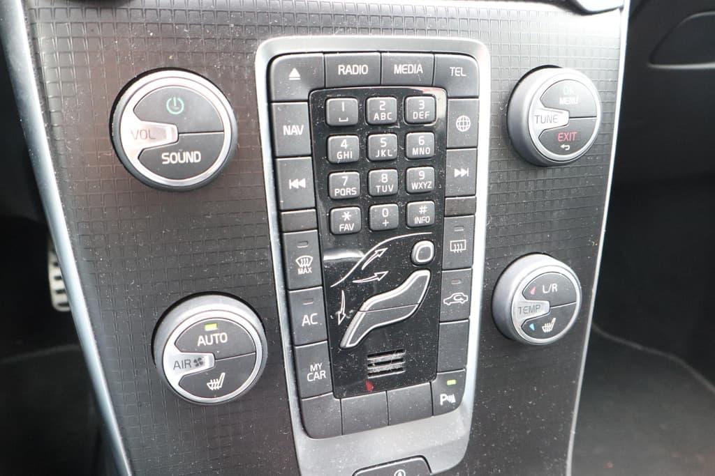 Volvo V40 2.0 D3 Business Sport — foto 8 van 25