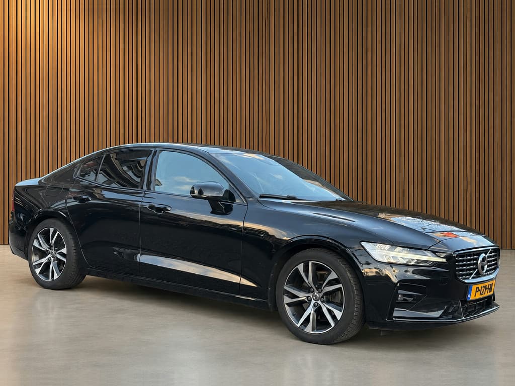 Volvo S60 2.0 B4 Inscription — foto 13 van 25