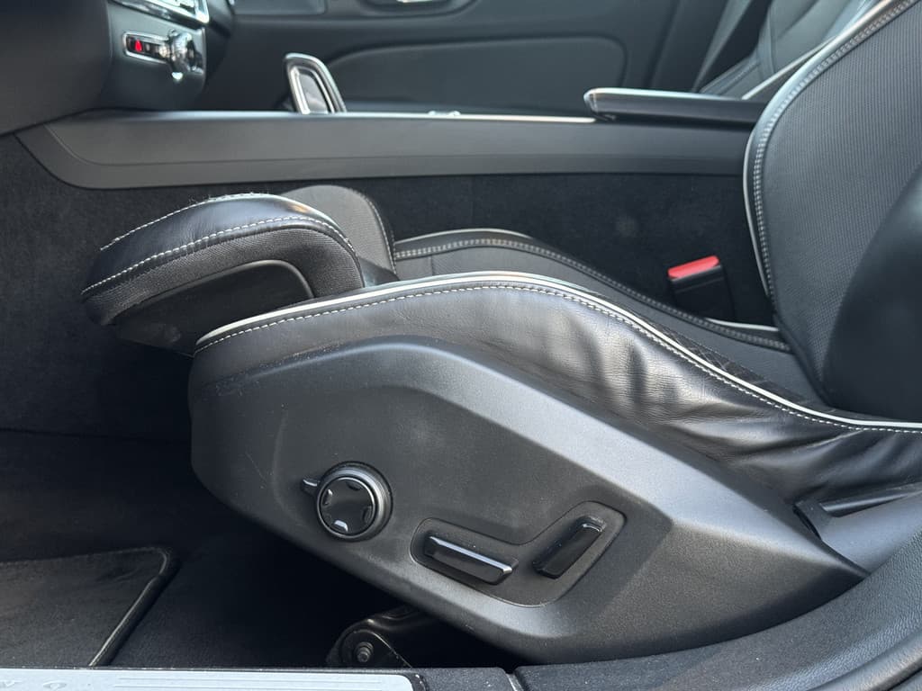 Volvo S60 2.0 B4 Inscription — foto 17 van 25