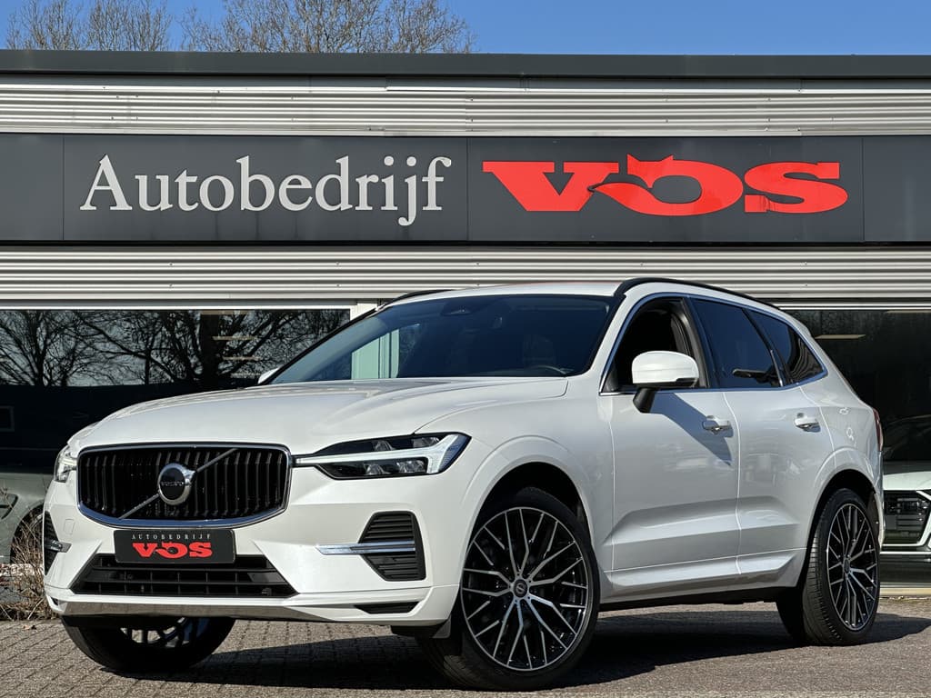 Volvo XC60 2.0 B5 Momentum Business