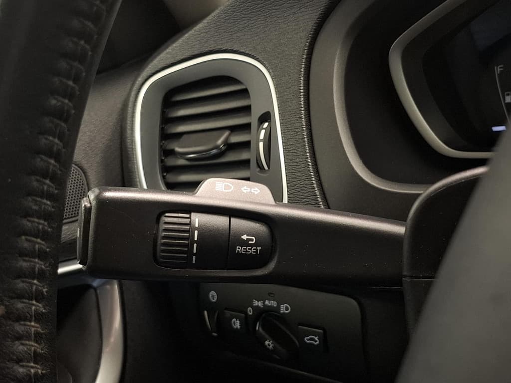 Volvo V40 1.5 T2 Nordic+ — foto 13 van 25