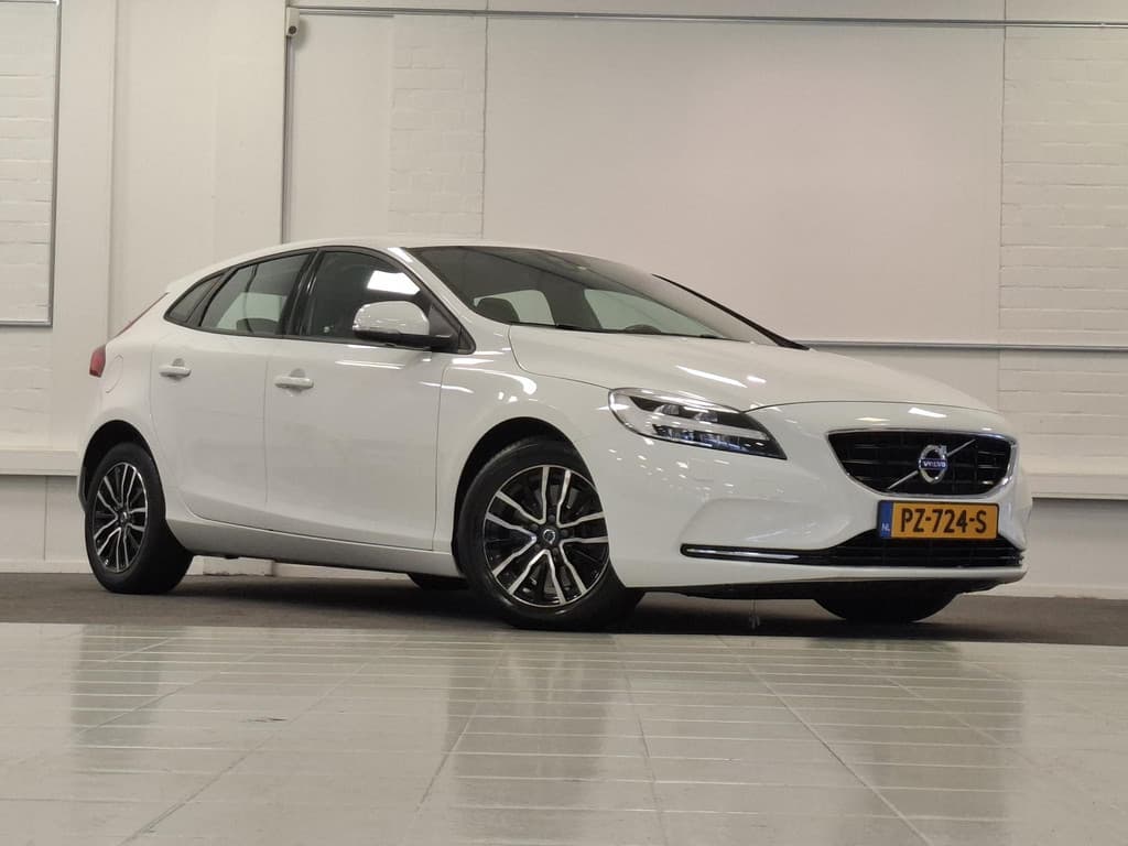 Volvo V40 1.5 T2 Nordic+ — foto 2 van 25