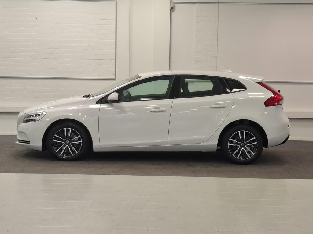 Volvo V40 1.5 T2 Nordic+ — foto 3 van 25