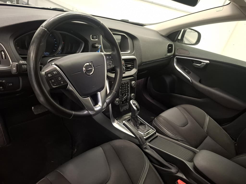 Volvo V40 1.5 T2 Nordic+ — foto 8 van 25