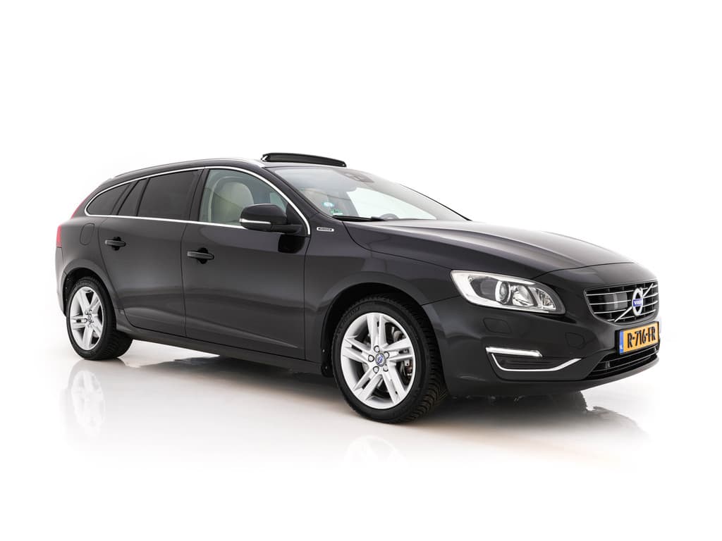 Volvo V60 2.4 D6 Twin Engine Summum AWD