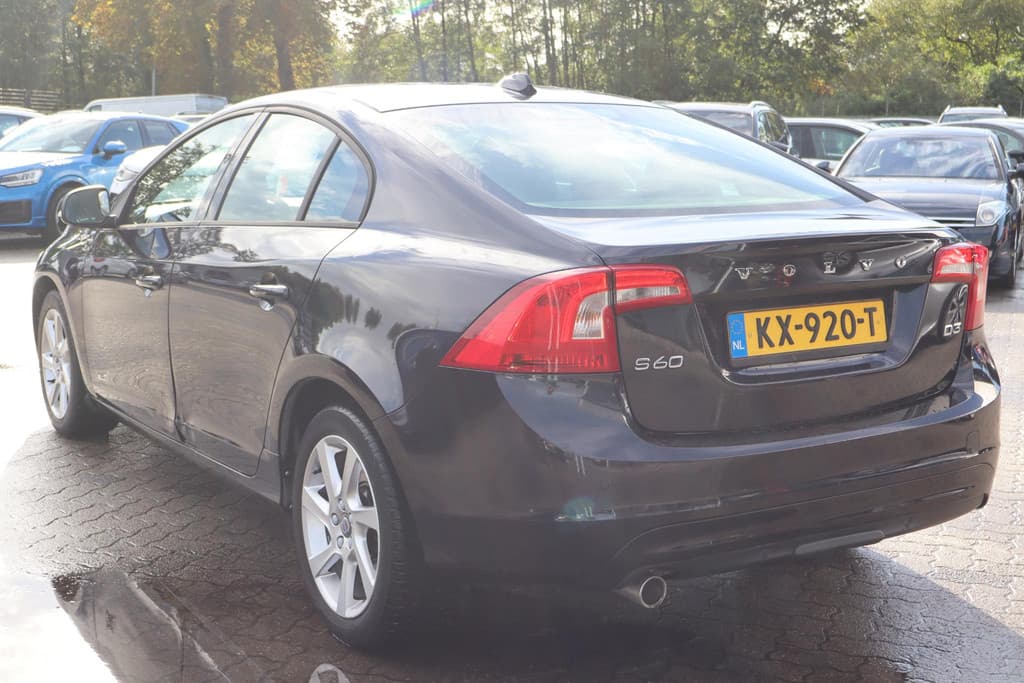 Volvo S60 2.0 D3 Momentum — foto 25 van 25
