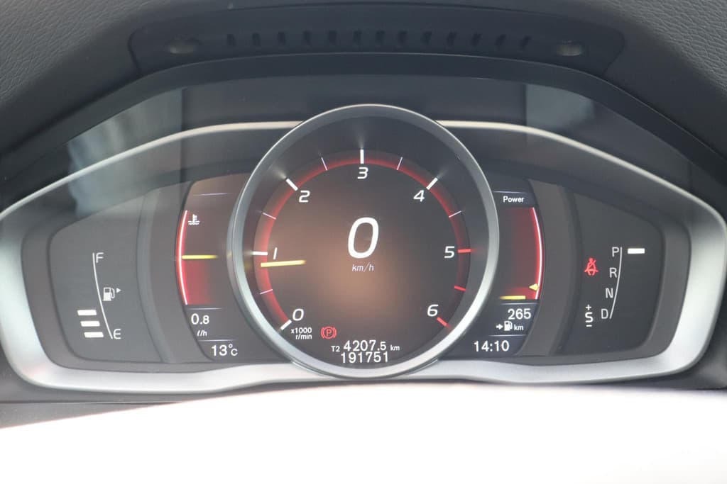 Volvo S60 2.0 D3 Momentum — foto 4 van 25