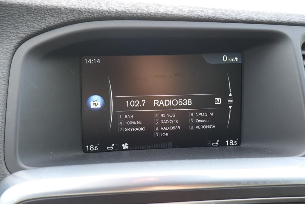 Volvo S60 2.0 D3 Momentum — foto 7 van 25