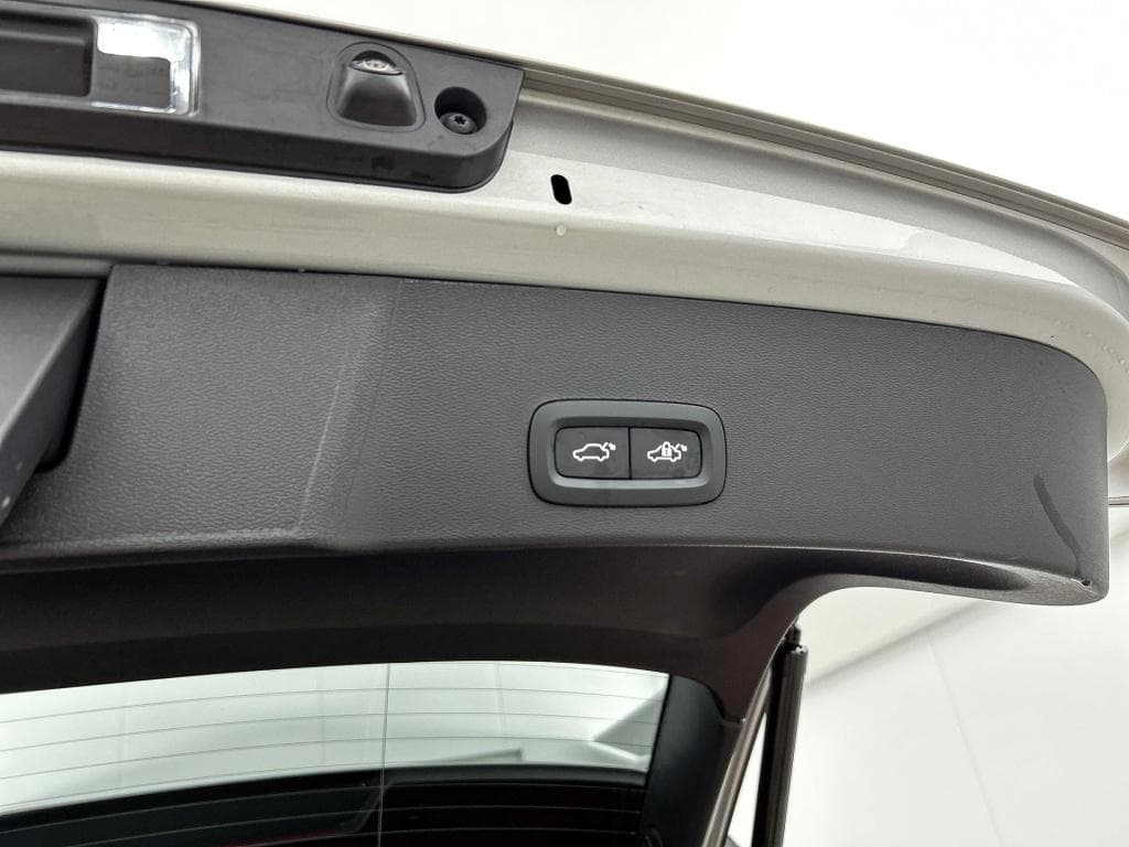 Volvo XC40 Single Motor Extended Range Ultimate 82 kWh — foto 24 van 25
