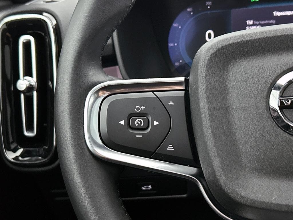 Volvo XC40 Single Motor Extended Range Ultimate 82 kWh — foto 6 van 25
