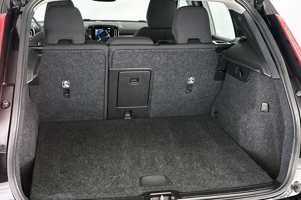 Volvo XC40 1.5 T3 Business Pro — foto 9 van 25