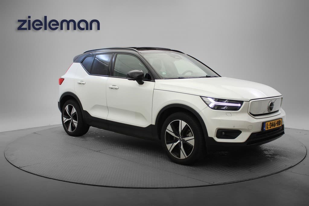 Volvo XC40 Recharge P8 AWD R-Design - Carplay, panorama, Leer, Camera, Navi, Cruise, Stoel/Stuur Verw. SOH 91%