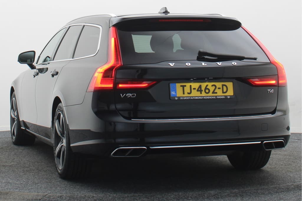 Volvo V90 2.0 T4 Inscription — foto 17 van 25