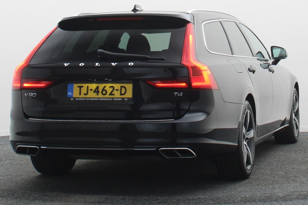 Volvo V90 2.0 T4 Inscription — foto 18 van 25