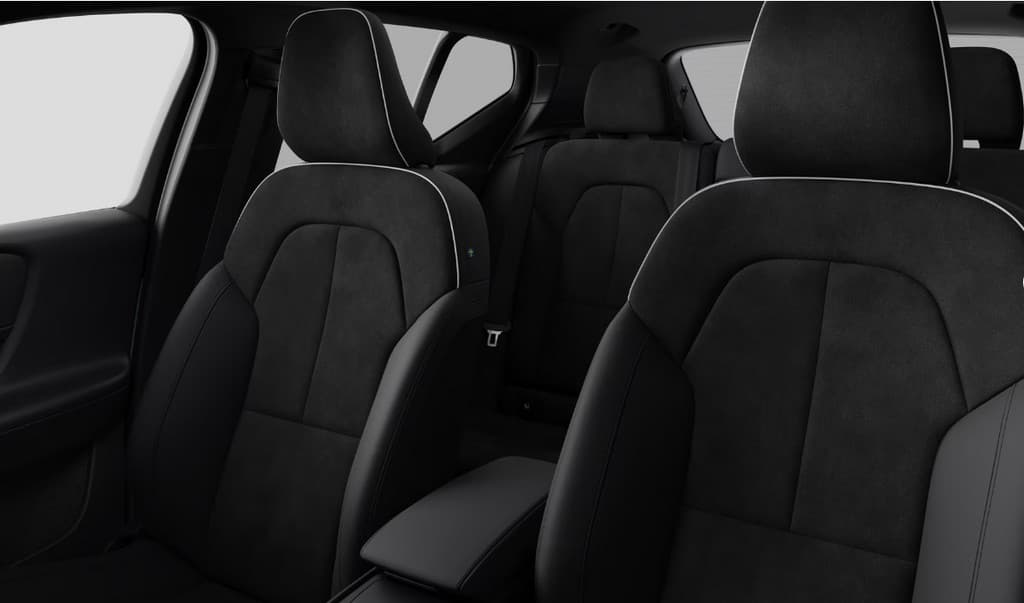 Volvo XC40 B4 211PK Automaat Plus Dark — foto 13 van 17