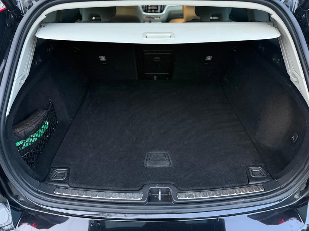 Volvo V60 2.0 B3 Inscription (RIJKLAAR) — foto 10 van 25