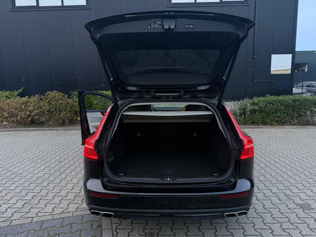 Volvo V60 2.0 B3 Inscription (RIJKLAAR) — foto 9 van 25