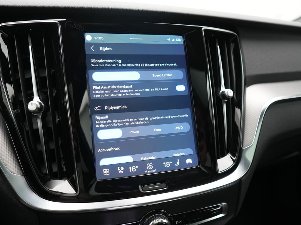 Volvo V60 T6 AWD Plus Dark Long Range PHEV 350pk Dealer O.H — foto 17 van 25