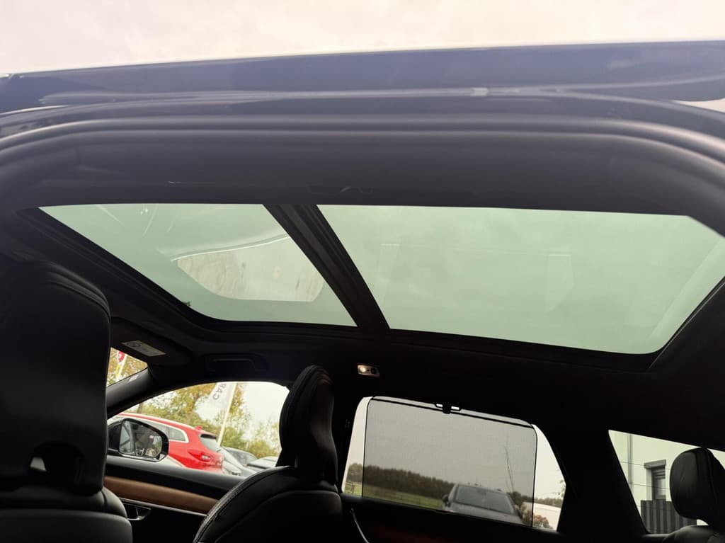 Volvo V90 2.0 T8 PHEV AWD Inscription PANO/TH/ACC *ALL-IN PRIJS* — foto 21 van 25