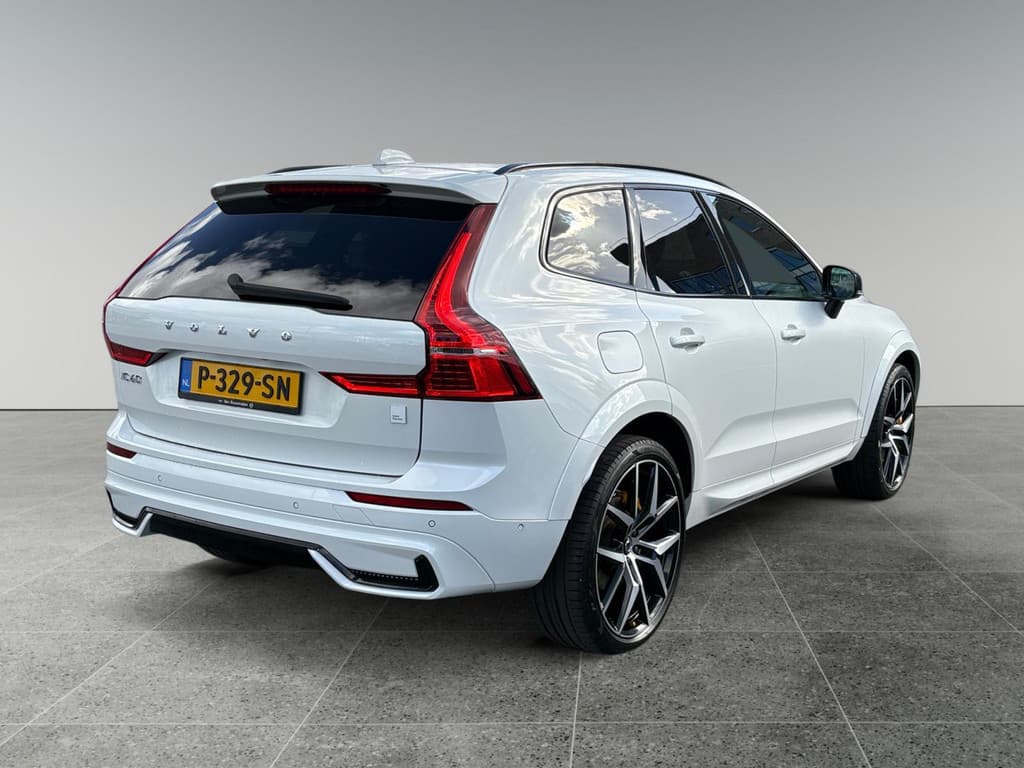 Volvo XC60 2.0 T8 Plug-in hybrid AWD R-Design — foto 5 van 23