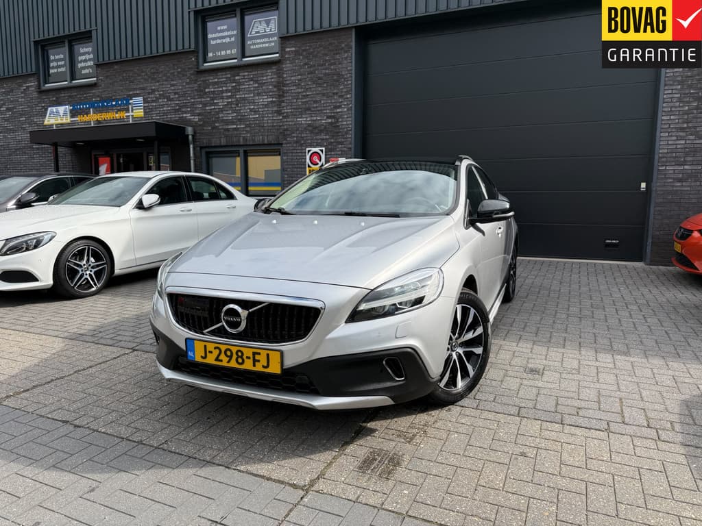 Volvo V40 Cross Country 1.5 T3 Summum