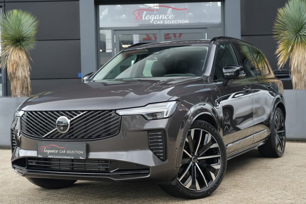 Volvo XC90 2.0 T8 FACELIFT Plug-in hybrid AWD Ultra Dark | 455 PK | Panoramadak | Bowers & Wilkins | Luchtvering | Trekhaak | — foto 1 van 25