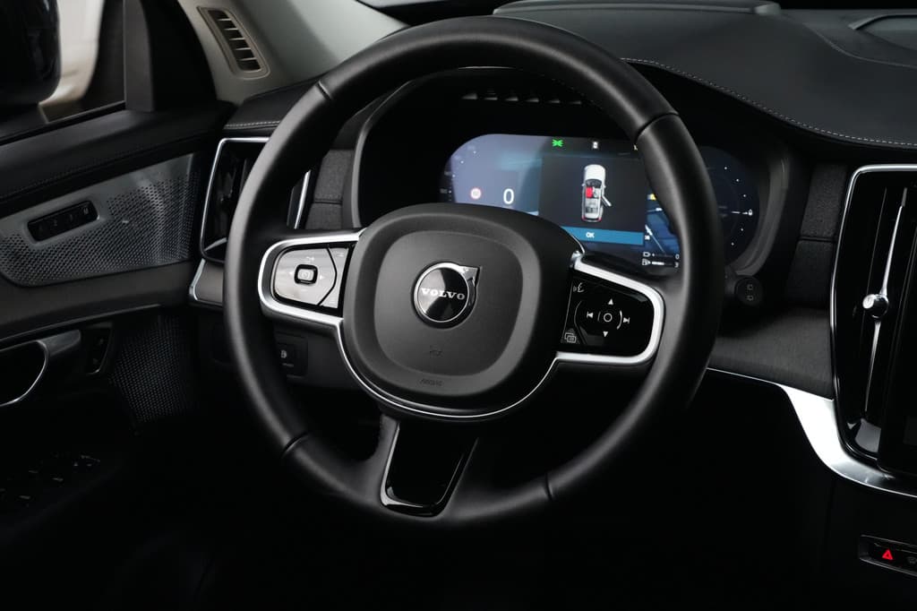 Volvo XC90 2.0 T8 FACELIFT Plug-in hybrid AWD Ultra Dark | 455 PK | Panoramadak | Bowers & Wilkins | Luchtvering | Trekhaak | — foto 5 van 25