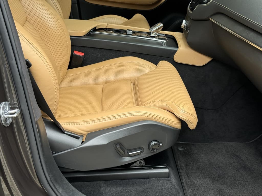 Volvo XC90 2.0 T8 Recharge 390pk AWD Inscription Exclusive — foto 19 van 25