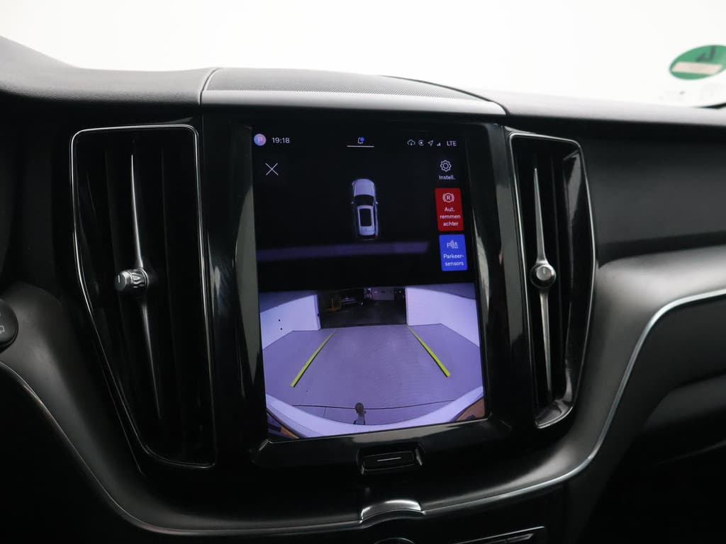 Volvo XC60 2.0 T6 350 PK PLUG-IN HYBRID AWD CORE BRIGHT — foto 14 van 25