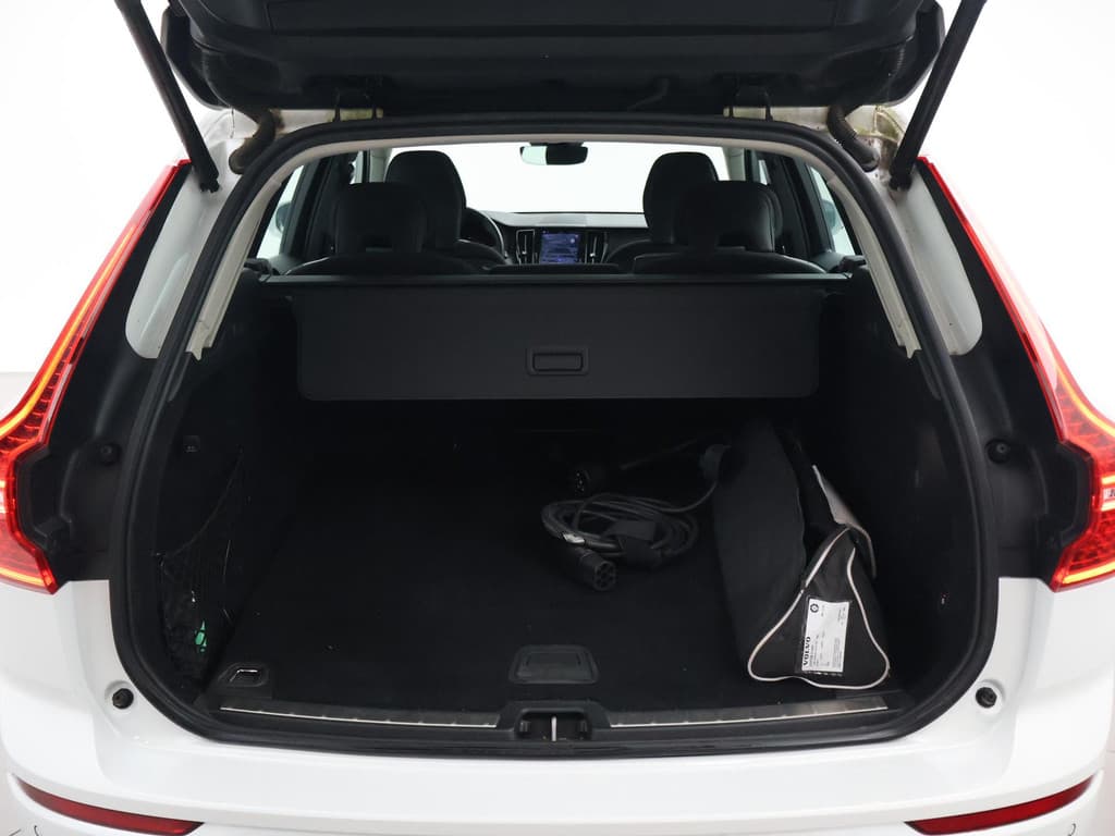 Volvo XC60 2.0 T6 350 PK PLUG-IN HYBRID AWD CORE BRIGHT — foto 17 van 25