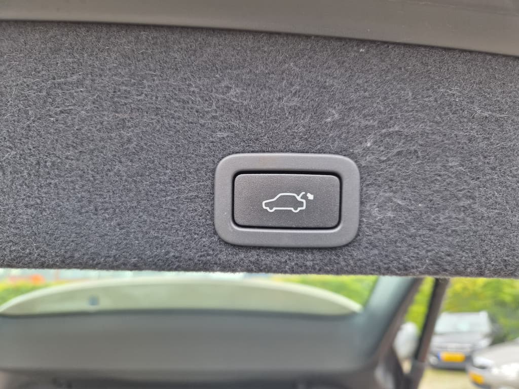 Volvo XC60 2.0 T5 FWD Polar+ — foto 18 van 25