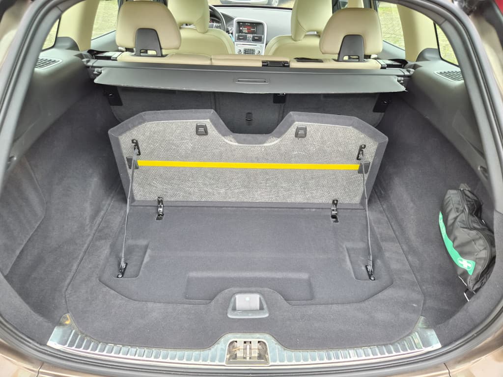 Volvo XC60 2.0 T5 FWD Polar+ — foto 20 van 25