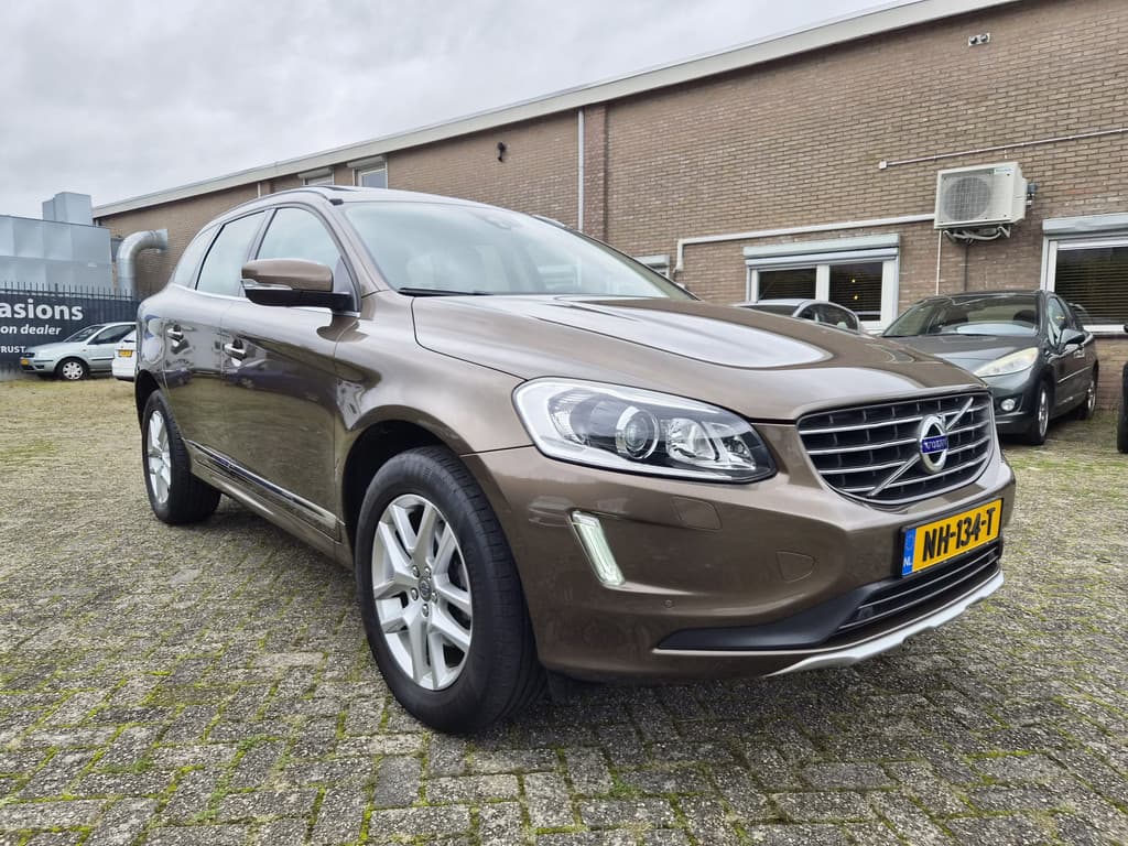 Volvo XC60 2.0 T5 FWD Polar+ — foto 4 van 25