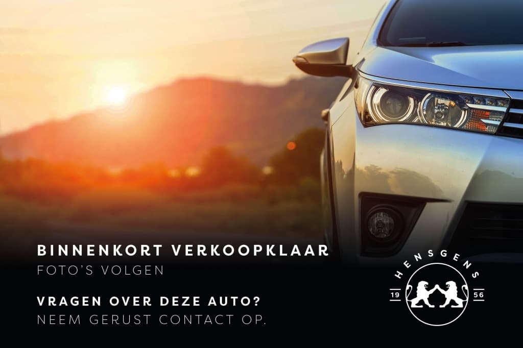 Volvo V90 2.0 T4 R-Design — foto 1 van 1