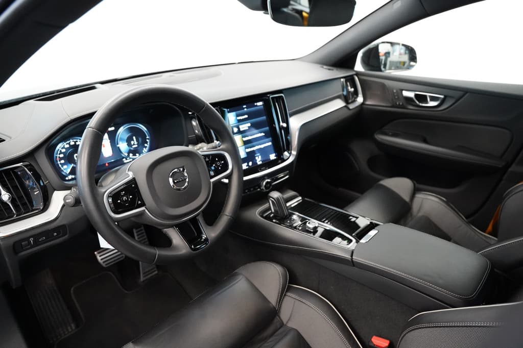 Volvo V60 2.0 T8 AWD Polestar Engineered — foto 5 van 25