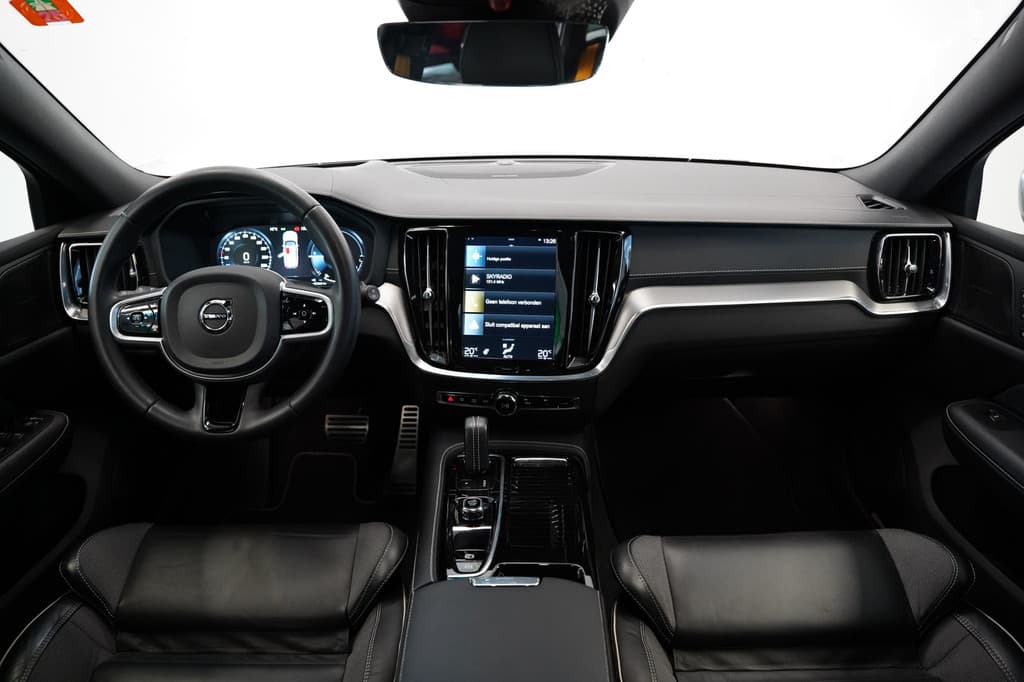 Volvo V60 2.0 T8 AWD Polestar Engineered — foto 6 van 25