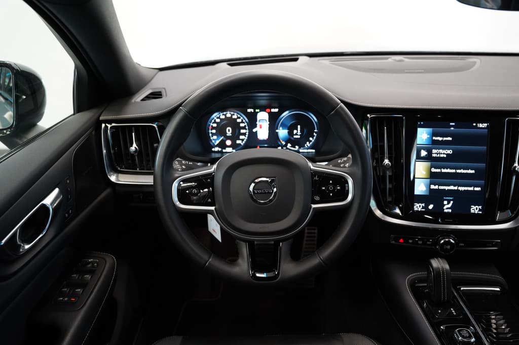 Volvo V60 2.0 T8 AWD Polestar Engineered — foto 7 van 25