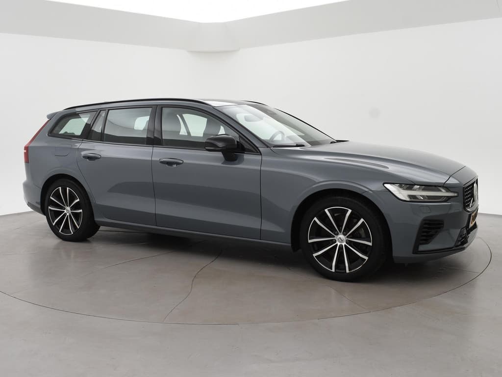 Volvo V60 2.0 T6 PLUG IN HYBRID 350 PK AWD PLUS DARK — foto 22 van 25