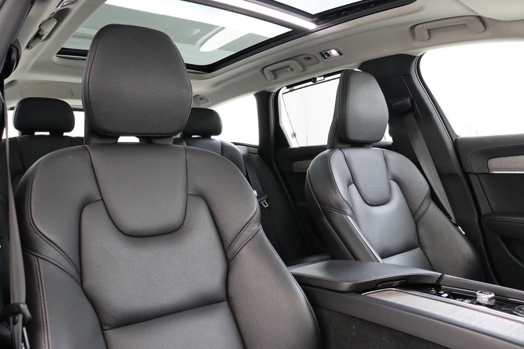 Volvo V90 B4 (M-HYBRID) INSCRIPTION — foto 12 van 25